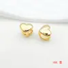 Pendientes de Corazón de Metal Chapados en Oro, Conservan el Color, Estilo Ins, Lujo Ligero, Diseño de Nicho, Pendientes de Estilo Simple y Minimalista para Mujer