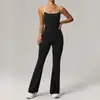 Body popular para mujer estilo europeo y americano con sujetador incorporado, ropa de yoga absorbente de impactos, adecuado para deportes, correr y fitness, con un diseño ajustado y piernas ligeramente acampanadas