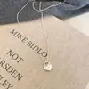 Collar Colgante de Bolso Silla Metálico Simple Estilo Coreano para Mujer Otoño Invierno Lujo Ligero Sensación de Alta Gama Cadena Larga para Colgar en el Cuello Accesorios de Suéter