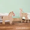 Enfeites de Natal Naturais Veado de Madeira Decoração de Natal Rena Rústica em Pé Decoração de Cavalo de Madeira para Mesa Brinquedo