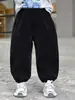 Calças de Lã Forradas para Meninos Inverno 2026 Novo Estilo Coreano Roupas Legais para Meninos Calças Compridas Calças Quentes de Inverno para Crianças Tendência