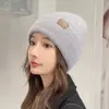 Nuevo gorro de punto para mujer, gorro de lana para otoño e invierno, de felpa, a prueba de frío, gorro cálido, estilo coreano, forrado de polar, gorro versátil, gorro para clima frío