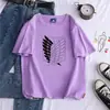 Camiseta de Algodón Color Caramelo Nueva de Verano Estampado de Logo Attack on Titan Patrón Versátil Fresca Cuello Redondo Top