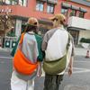 Bolso de bola de masa de moda estilo Hong Kong 2023, nuevo bolso de verano para parejas, bolso bandolera informal japonés de gran capacidad.