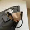 Bolsa Retro Fosca para Mulheres, Grande Capacidade, Novo Design de Nicho Outono e Inverno 2025, Bolsa de Ombro Único Transversal, Bolsa Dumpling para o Dia a Dia
