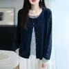 Cárdigan de punto a rayas de cuello redondo, falso dos piezas, para mujer, atuendo de principios de otoño 2026, talla grande, holgado, adelgazante, suéter superior en capas