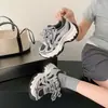 Tênis plataforma estilo europeu com sola grossa, modelo 'dad shoes', para mulheres, novo modelo outono 2026, tênis casuais confortáveis e versáteis para pessoas baixinhas