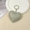 Chaveiro Criativo Fofo de Coração de Pêssego Pequeno Pingente de Couro Acessório para Bolsa de Chaves Cordão Pingente para Mini Bolsa
