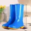 Botas de lluvia de goma negras de caña alta con forro de felpa, cubrezapatos impermeables, protectores de zapatos de goma, botas de agua, botas cortas de cocina para mujer, cálidas