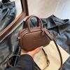 Bolsas populares deste ano para mulheres 2024 Nova bolsa transversal versátil moda verão ombro portátil bolsa de travesseiro