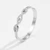 Pulsera de Acero de Titanio Trébol de Cuatro Hojas Letras Romanas Inglesas Animal Micro-Pavimentado Circonita Transfronteriza Tendencia Japonesa y Coreana Joyería de Moda