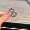 Exquisito anillo de circonita con letras retorcidas de lujo y luz, diseño de nicho para mujer, estilo frío, personalidad exagerada, anillo abierto