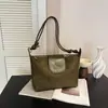 Bolso pequeño para mujer, bolso simple de axila, nuevo estilo retro de gamuza, versátil, casual, ligero, bolso de hombro, bolso cruzado, bolso cuadrado pequeño