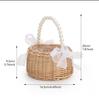 Cesta de Mimbre Portátil con Flores de Perla Cesta de Almacenamiento Boda Dama de Honor Niña de las Flores Accesorios Florales Pequeña Cesta de Frutas Arreglo Floral para Eventos Sesión de Fotos