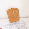 Nova bolsa balde de camurça fosca de couro bovino de grão superior para mulheres, bolsa de corrente vintage transfronteiriça, bolsa de mão para o dia a dia e bolsa transversal