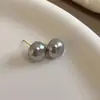 Aretes Perla de Pan al Vapor Shijia Serie Aurora Estilo Celebridad Lujo Accesible Aretes de Aspecto Adelgazante de Gama Alta Aretes Elegantes Suaves