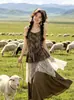Vestido de tirantes estilo étnico para mujer, atuendo de viaje de verano para la pradera de Xinjiang, vestido largo con sentido de atmósfera, amarillo, azul, rojo