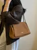 Bolso Retro de Moda de Gran Capacidad para Mujer 2026 Nuevo Modelo Bolso de Hombro Cruzado de Nicho de Alta Gama Bolso Tote Versátil