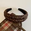 Diadema Retro Coreana con Estampado de Leopardo de Ala Ancha para Mujer con Pinza para el Cabello de Parte Superior Alta del Cráneo Accesorios para el Cabello de Uso Diario Lavado de Cara Presión del Cabello Sombrero