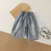 Outono 2026 Novo Estilo Nacional Vermelho Retrô Moda Festiva Conjunto de Moletom e Calça para Meninos Jeans para Crianças Pequenas
