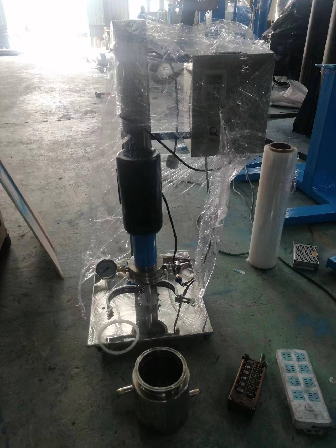 1L实验室真空分散机9