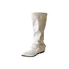 Novedad Otoño/Invierno 2026 Puntera Puntiaguda Tacón Grueso Tacón Alto Adelgazantes Moda Francesa Sexy Impresionante Celebridad de Internet Botas Largas en Blanco