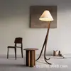 Luminária de Piso de Madeira Maciça Usada para Quarto Sala de Estar Designer Ajustável SantaTMM Estilo Wabi-Sabi Atmosfera Retrô Luminária de Mesa