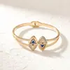Nova Pulseira de Aço Titânio com Preço Especial para Mulheres em Formato de C Fashionável com Diamantes Resistente à Cor Alta Qualidade Joia para Melhor Amiga