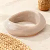 Pulsera Ancha de Resina Acrílica Irregular Transfronteriza Europea y Americana Moda Exagerada Versión Grande Degradado Multicolor Fábrica de Qingdao