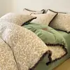 Conjunto de cama de quatro peças de algodão puro 60s de alta qualidade classe A, capa de edredom de algodão puro estilo vintage, roupa de cama, lençol, lençol com elástico, capa de edredom de peça única