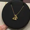 Nueva colección 2026 de collares colgantes, tendencia en Xiaohongshu, con cadenas de clavícula de borlas, accesorios únicos y elegantes para mujer