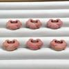 Talla en Madera de Ciprés Rojo, Labubu Rose Satín Seda Peces Cuentas Sueltas y Otros Accesorios de Joyería Budista DIY Cadena para Teléfono Móvil
