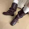 Botas Retrô Western Largas para Mulheres 2026 Outono/Inverno Novas Bico Quadrado Planas Casuais Moda Versátil Franzidas Botas de Ballet