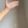 Colares Coloridos de Designer Únicos para Mulheres, Correntes de Clavícula Modernas e Elegantes, Acessórios de Pescoço Versáteis e na Moda Atacado