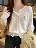 Tricô Elegante com Urso Bordado Manga Longa Feminino Outono/Inverno Novo Design College Cardigan Slimming Top