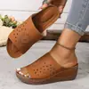 Verão 2026 Novo Comércio Exterior Tamanho Grande Feminino Casual Confortável Estilo Europeu Americano Moda Roupa Exterior Sandálias Rasteiras Tamanho Único