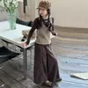 Conjunto de Ropa de Otoño para Niñas 2026 Nuevo Estilo para Niños Medianos y Mayores Estilo Merade Top Falso de Dos Piezas Pantalones de Pierna Ancha Conjunto de Dos Piezas Estilo Coreano