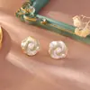 Collar Colgante de Camelia Tendencia en Tiktok para Mujer, Diseño de Nicho con Sensación de Alta Gama, Temperamento de Lujo Ligero, Cadena Vintage para Clavícula con Perlas