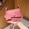 Bolsa Pequena Transfronteiriça para Mulheres Verão 2026 Nova Tendência Moda Bolsa de Ombro Texturizada sob o Braço Versátil Crossbody Pequena Quadrada