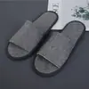 Pantuflas Gruesas Personalizadas al por Mayor para Hoteles de Lujo, Casas de Huéspedes, Salones de Belleza, Hospitalidad Doméstica Desechable, Engrosadas para Uso en Hotel