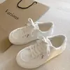 Grulla Blanca Almohada Zapatos Blancos Zapatos Planos de Lona para Mujer Casual Nuevo Estilo Verano ins Zapatos Individuales Estilo Transpirable Versátiles Zapatos para Mujer Primavera