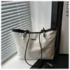 Bolsas Bolso de Hombro de Verano para Mujer Bolso Tote Versátil de Gran Capacidad Nicho de Gama Alta para Estudiantes Universitarias Bolso de Dama