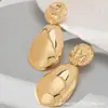 Pendientes de Gota de Agua Brillantes Simples de Alta Gama Transfronterizos Europeos y Americanos Pendientes Plegados Dorados Nuevos Pendientes de Otoño e Invierno para Mujer
