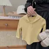Conjunto Infantil Camiseta de Manga Longa com Capuz Listrada Camada Base Primavera Novo Estilo 2026 Estiloso Versão Coreana Calça de Bolinhas Duas Peças