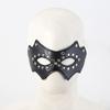 Tienda de fábrica al por mayor juguetes sexuales máscara de Batman gafas remache máscara de cuero gafas con fugas de luz juguetes para parejas