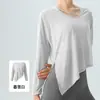 Conjunto de três peças para yoga de alta elasticidade com sensação de segunda pele para mulheres, shorts de ginástica de cintura alta com controle de barriga e levantamento de glúteos, conjunto esportivo para Pilates e corrida