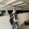 Conjunto de Pantalones Vaqueros de Manga Corta Lavados de Tela Vaquera Resistente con Dobladillo Deshilachado, Diseño de Nicho, para Hombre, Verano/Otoño 2025 Año 2026 Año Atractivo