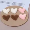 Pendientes de Pinza para el Pelo con Forma de Corazón Exagerado de Peluche Estilo Coreano Accesorio para el Cabello para Niñas con un Toque de Alta Gama
