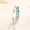 Anillo de Pareja de Plata de Ley 999 Mariposa de Medio Ala Lujo Accesible Anillo de Diseño de Nicho Luminoso Regalo de Cumpleaños para Novio y Novia