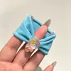 Modernas y coloridas nuevas ligas para el cabello 2026, accesorios versátiles para el cabello inspirados en la dopamina para niños, diademas de alta gama con temática de dulces M&M